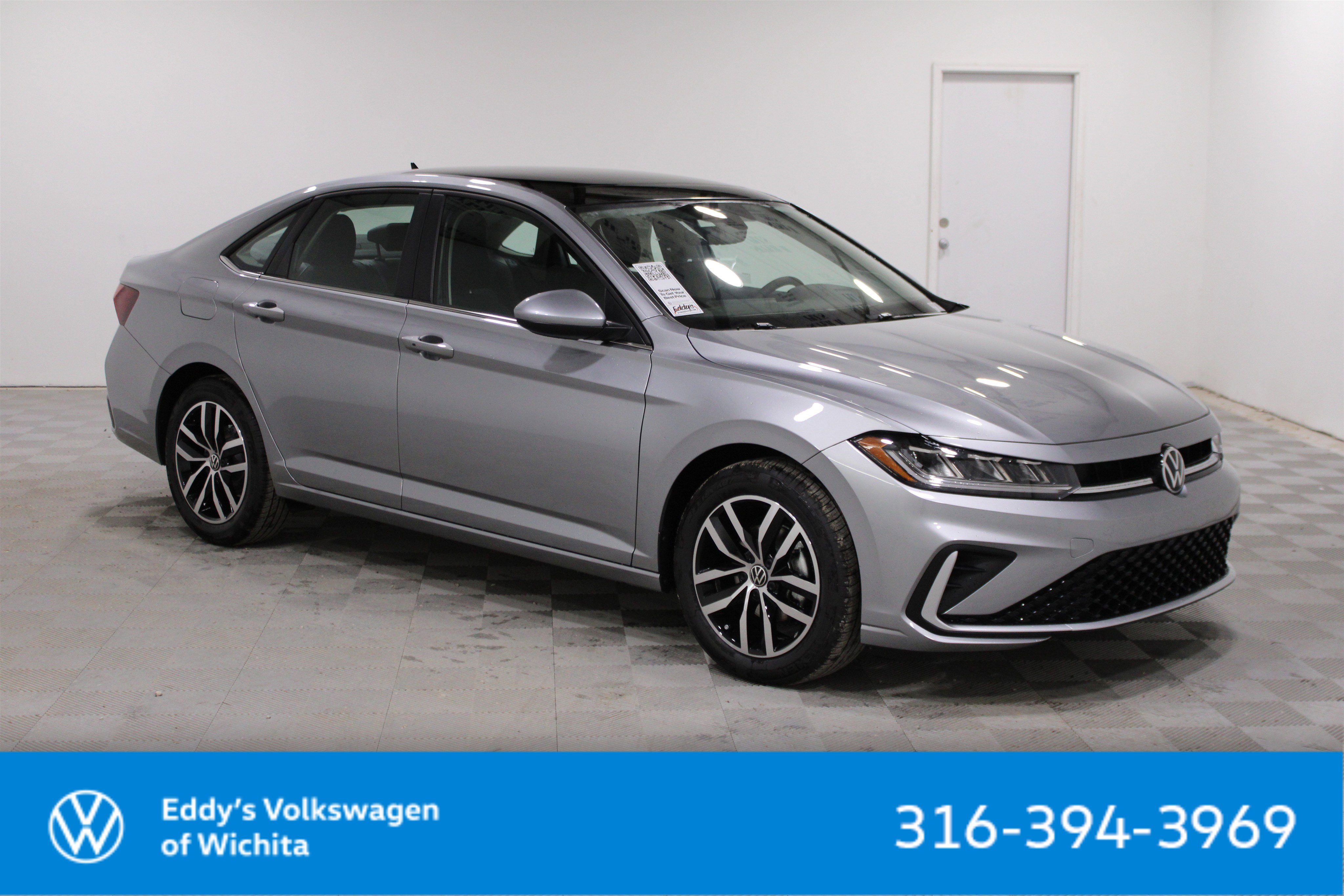 2025 Volkswagen Jetta SE's photo