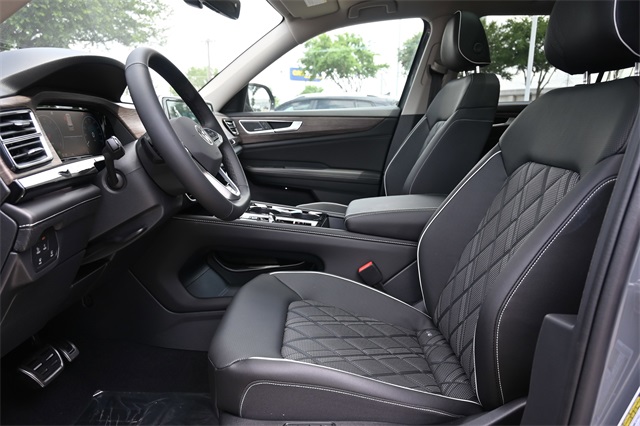 2025 Volkswagen Atlas SEL Premium R-Line photo 15