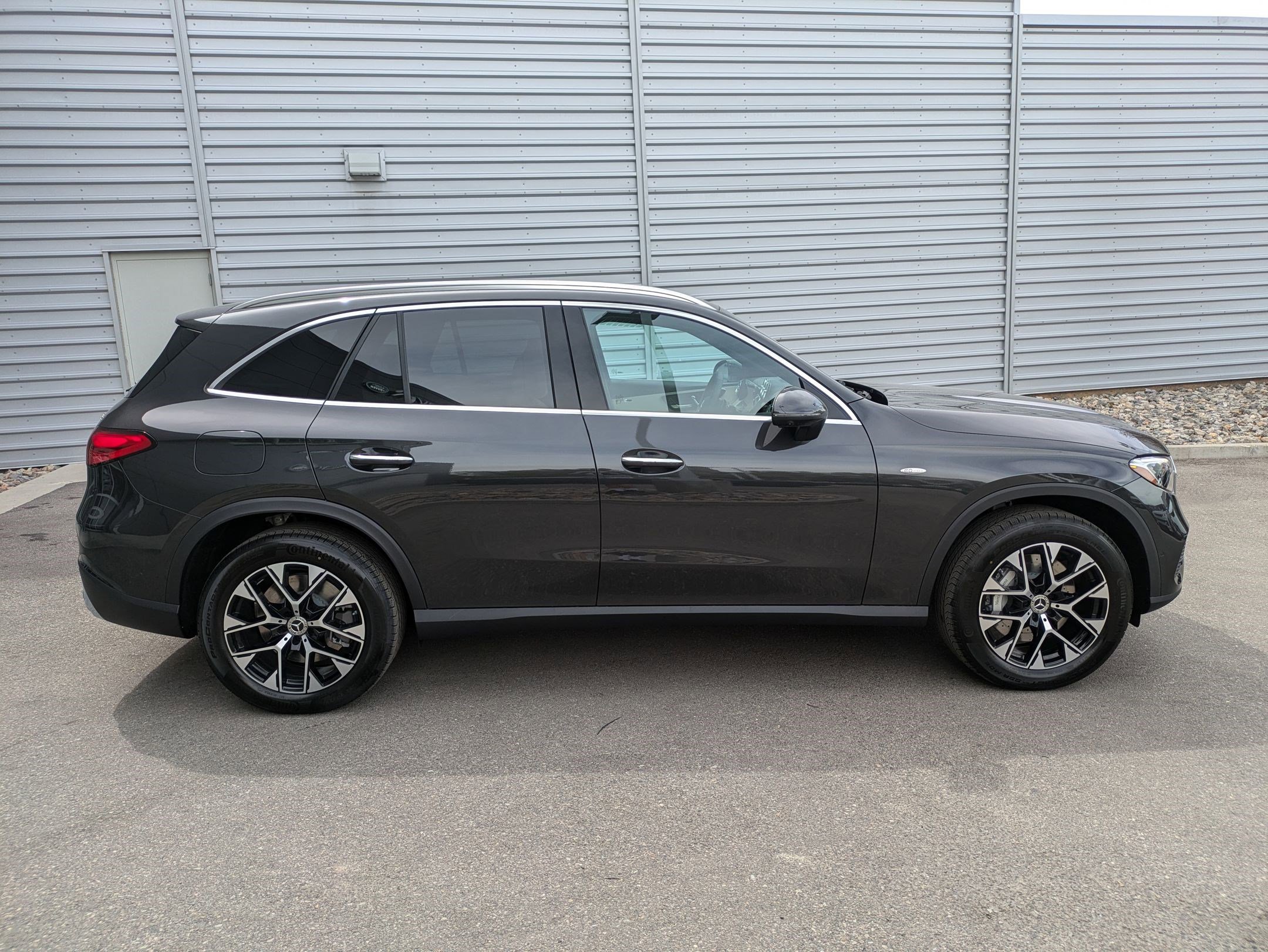 2025 Mercedes Benz GLC 350e 4MATIC photo 2