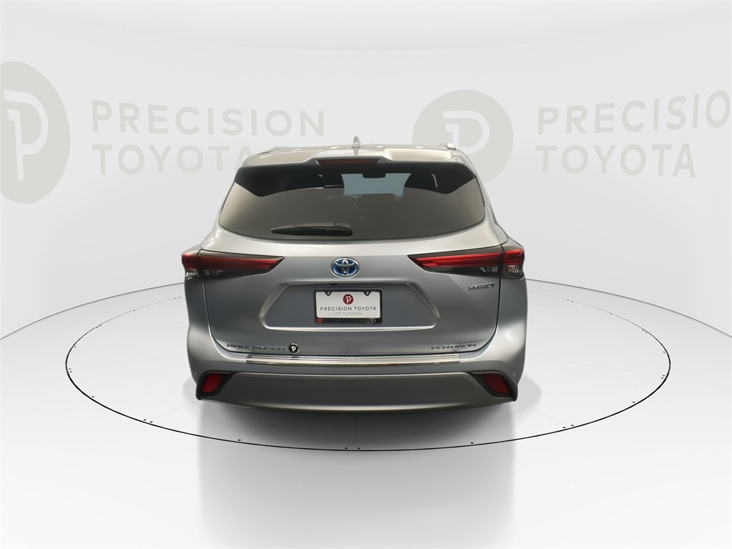 2022 Toyota Highlander Hybrid Platinum photo 15