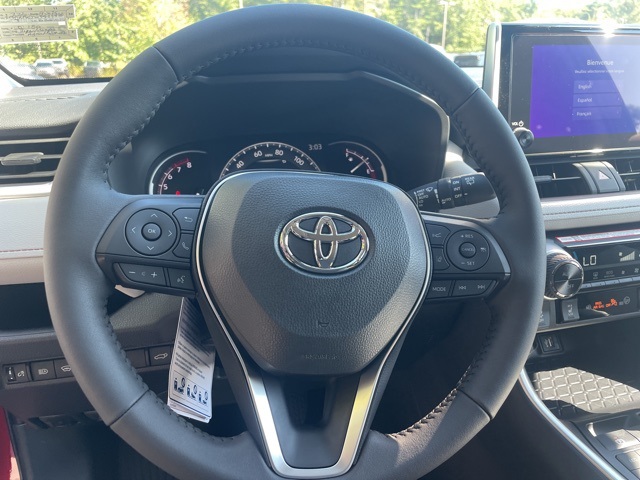 2025 Toyota RAV4 XLE photo 20