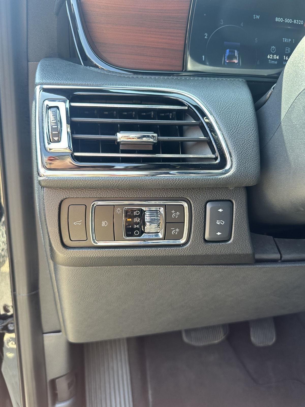 2023 Lincoln Navigator L Reserve photo 12