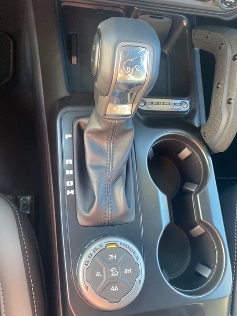 2025 Ford Bronco Outer Banks photo 27