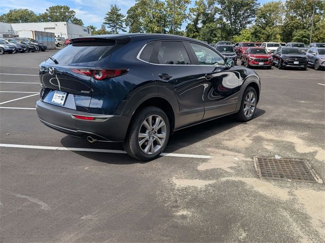 2022 Mazda CX-30 2.5 Select photo 3