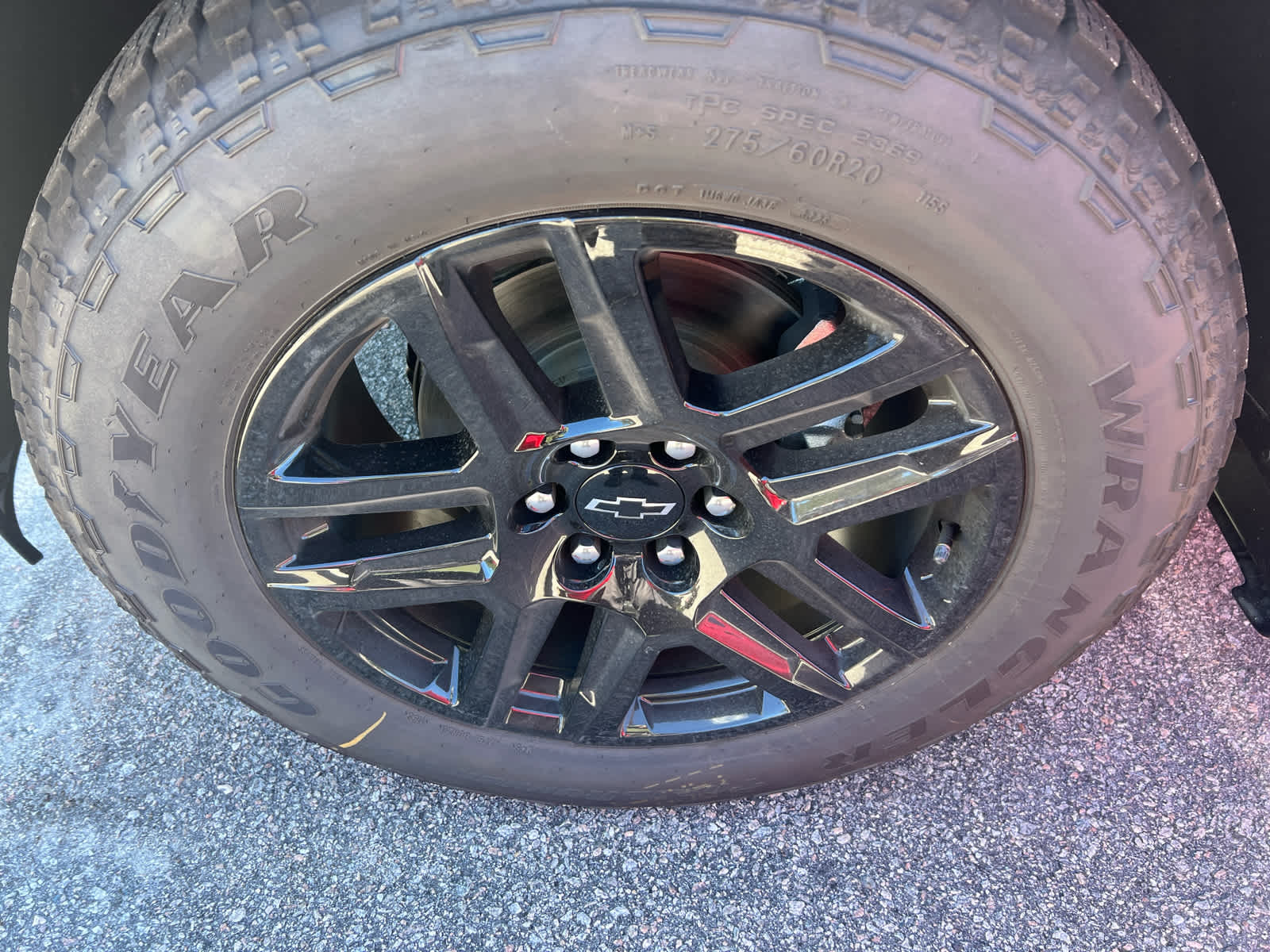 2026 Chevrolet Silverado 1500 RST photo 2