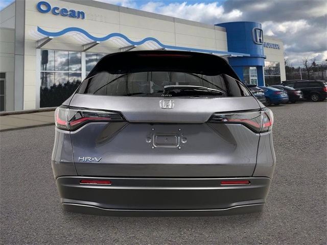 2026 Honda HR-V LX photo 4