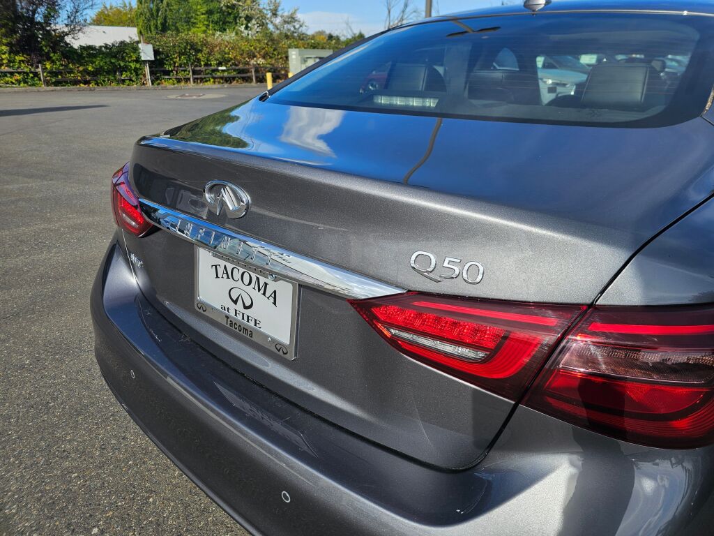 2024 Infiniti Q50 LUXE photo 17