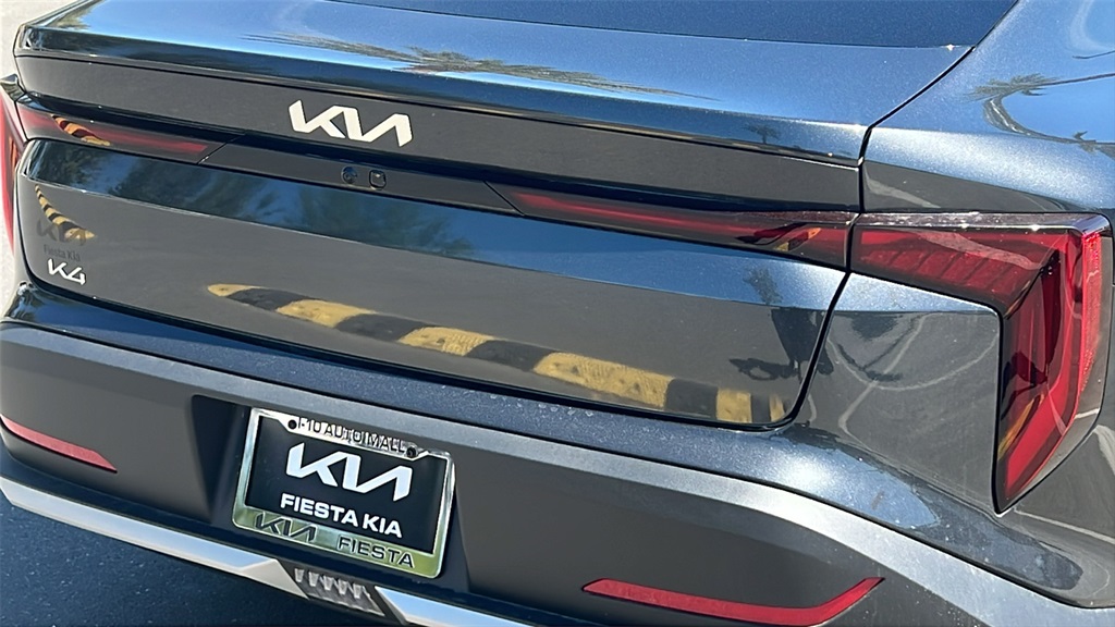 2025 Kia K4 EX photo 8