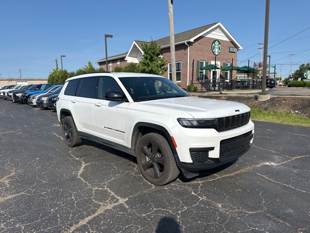 2021 Jeep Grand Cherokee Altitude photo 2
