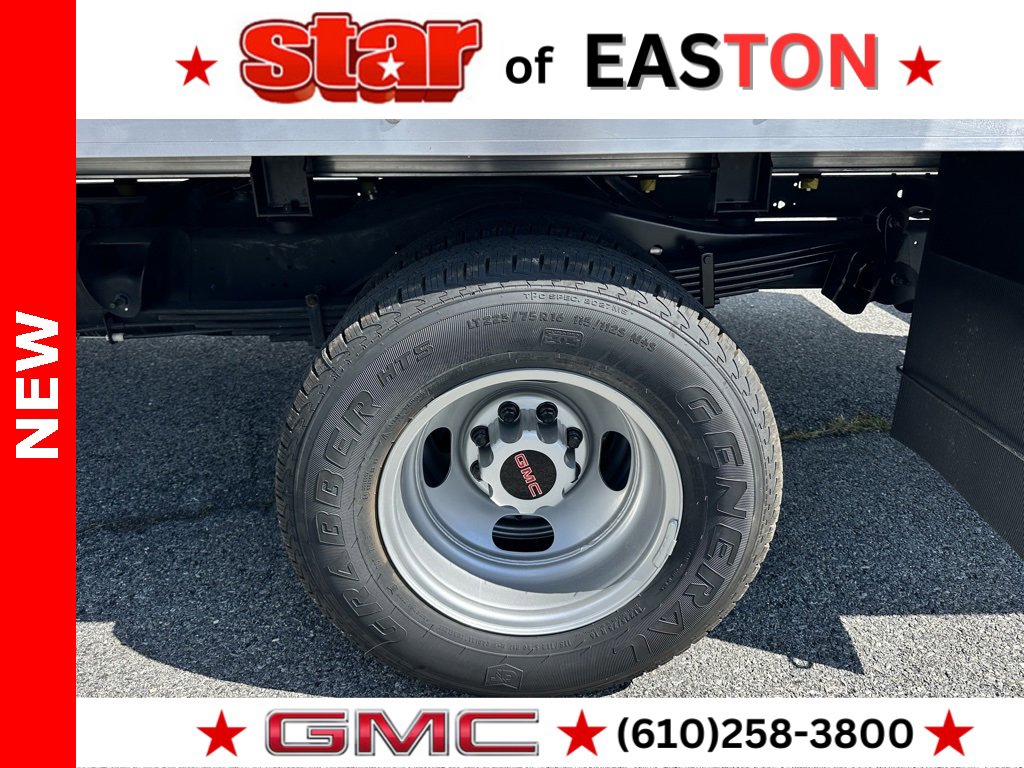 2024 Gmc Savana Cutaway 3500 photo 17