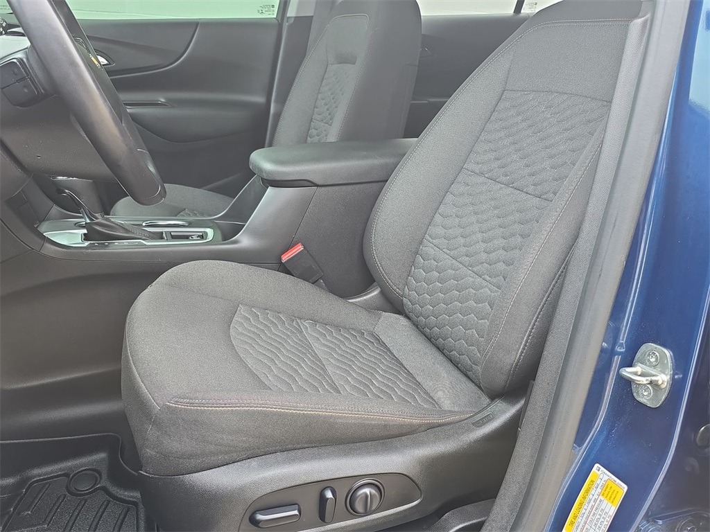 2021 Chevrolet Equinox LT photo 19