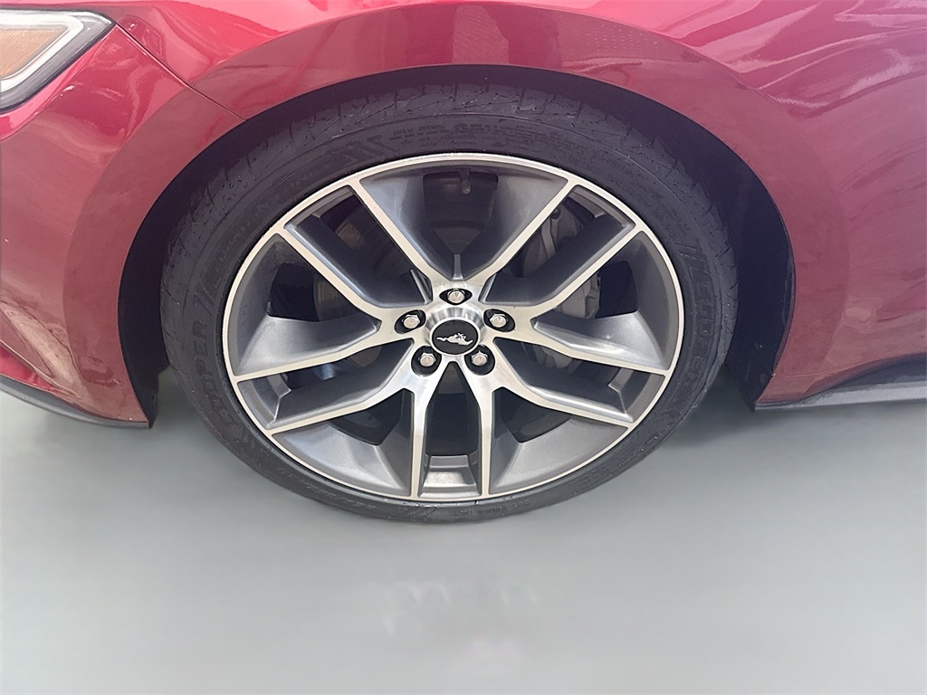 2016 Ford Mustang GT Premium photo 20