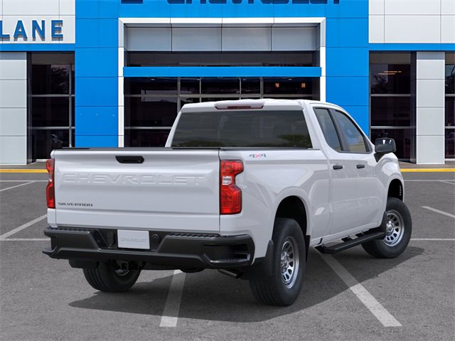 2026 Chevrolet Silverado 1500 photo 3