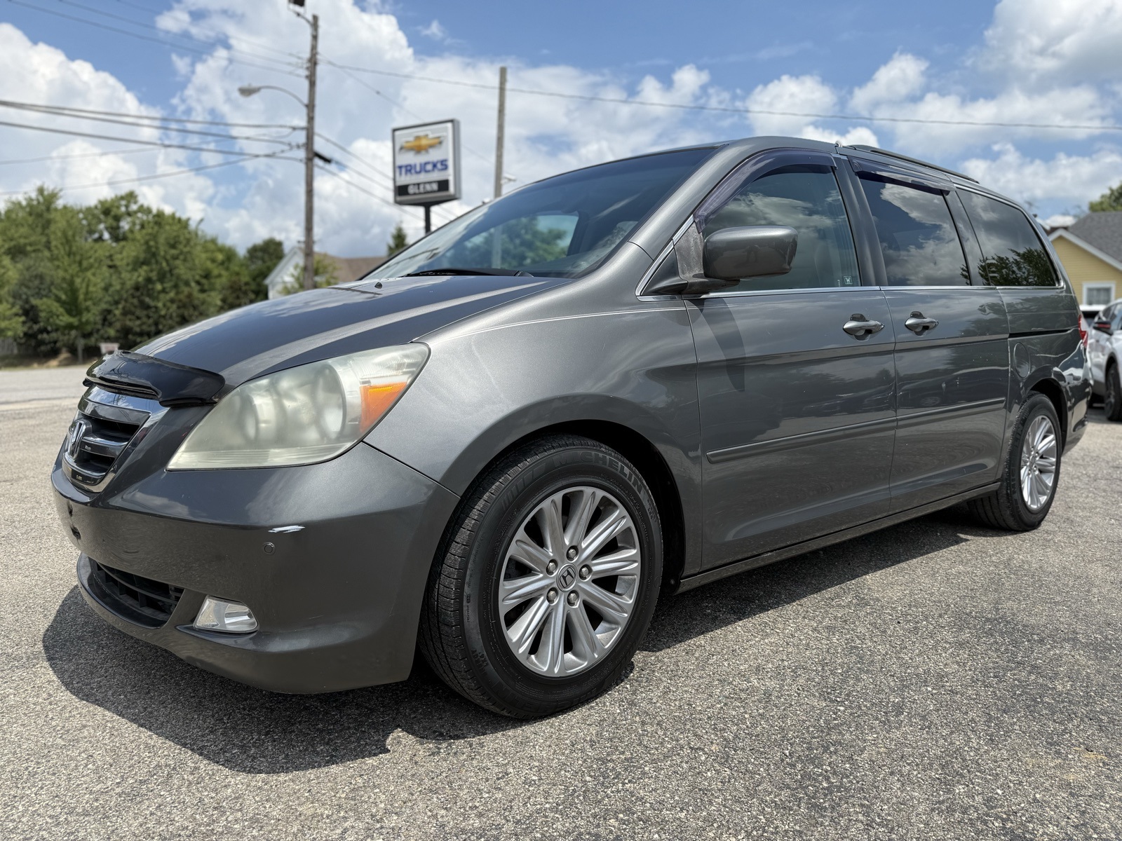 Used 2007 Honda Odyssey Touring with VIN 5FNRL38827B100025 for sale in Eminence, KY