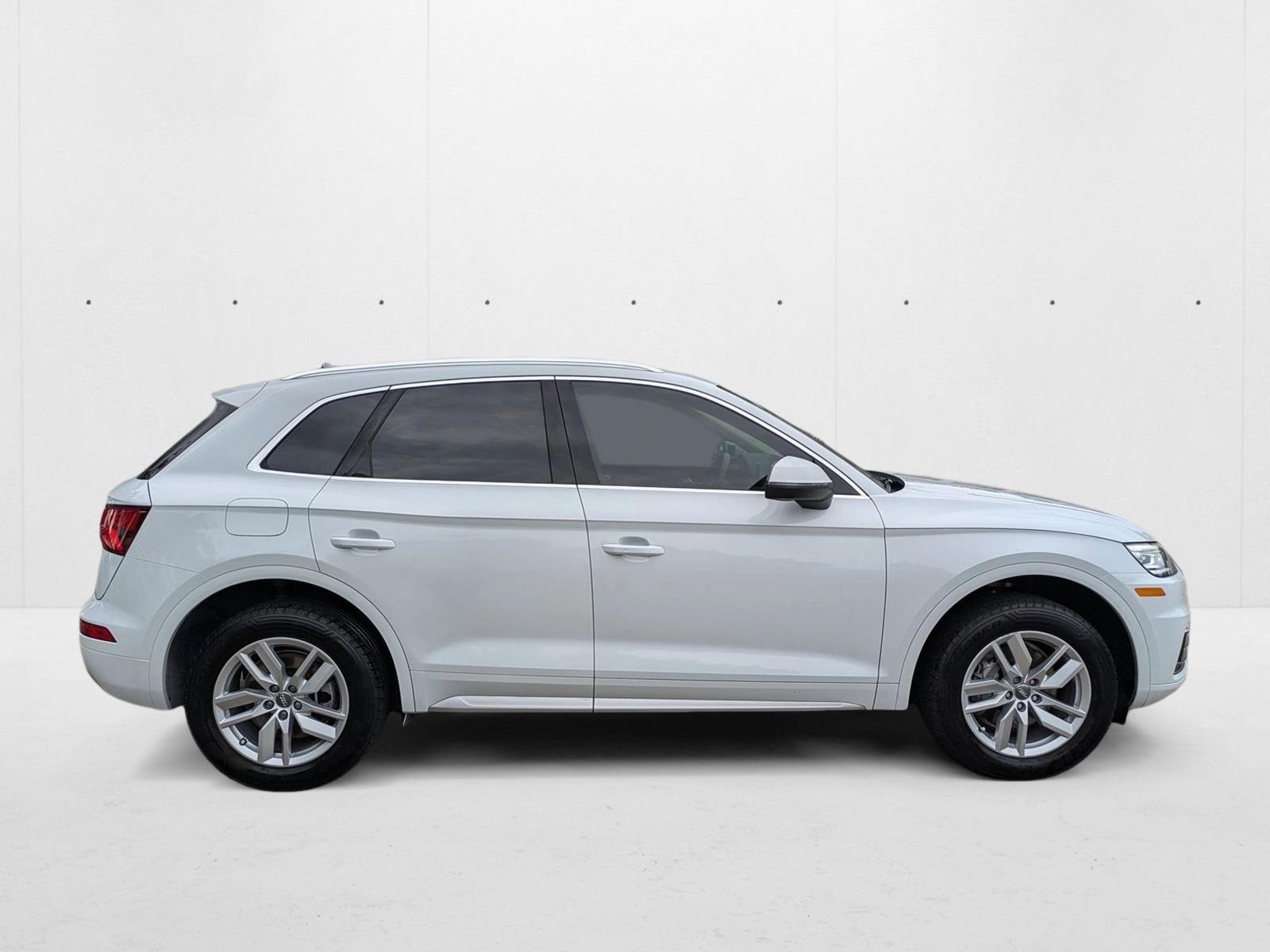 2020 Audi Q5 Premium 45 TFSI photo 3