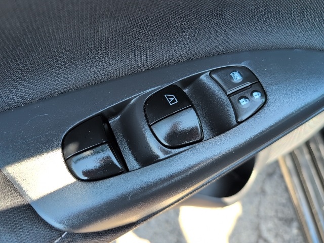 2014 Nissan Sentra SV photo 14