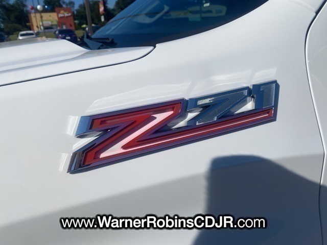2019 Chevrolet Silverado 1500 LT photo 4