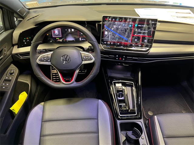 2025 Volkswagen Golf GTI SE photo 11