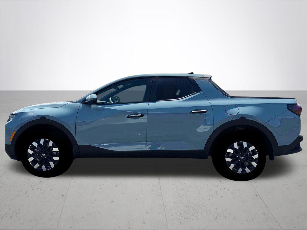 2026 Hyundai Santa Cruz SE photo 3