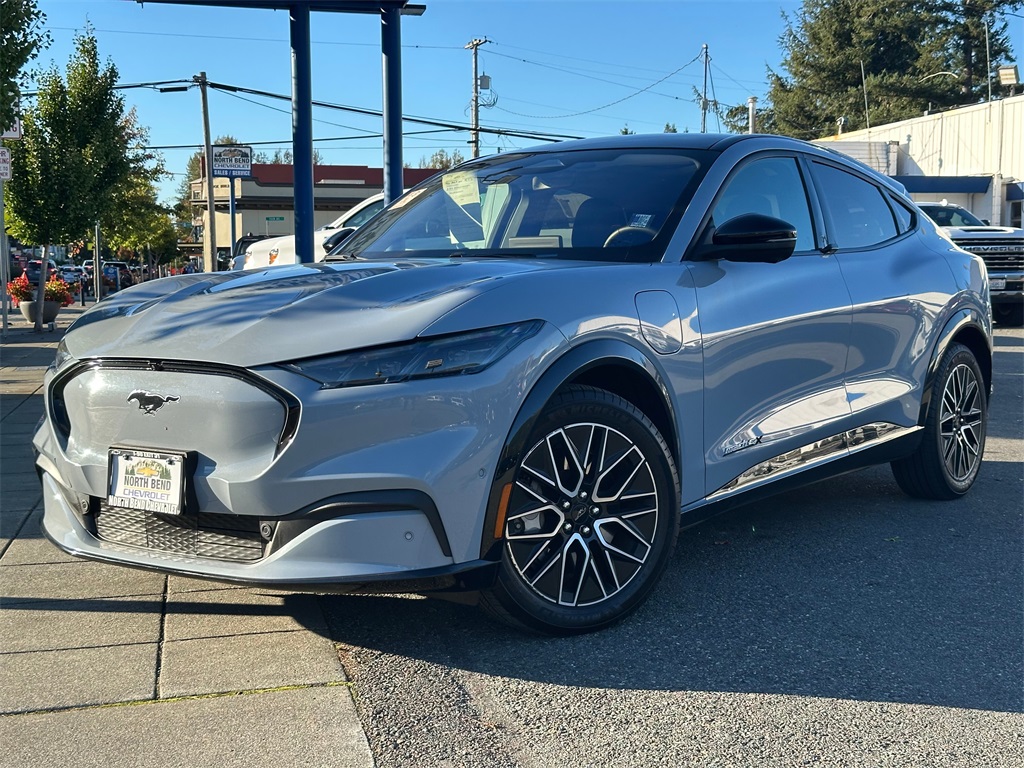 Used 2024 Ford Mustang Mach-E Premium AWD with VIN 3FMTK3SU8RMA19992 for sale in North Bend, WA