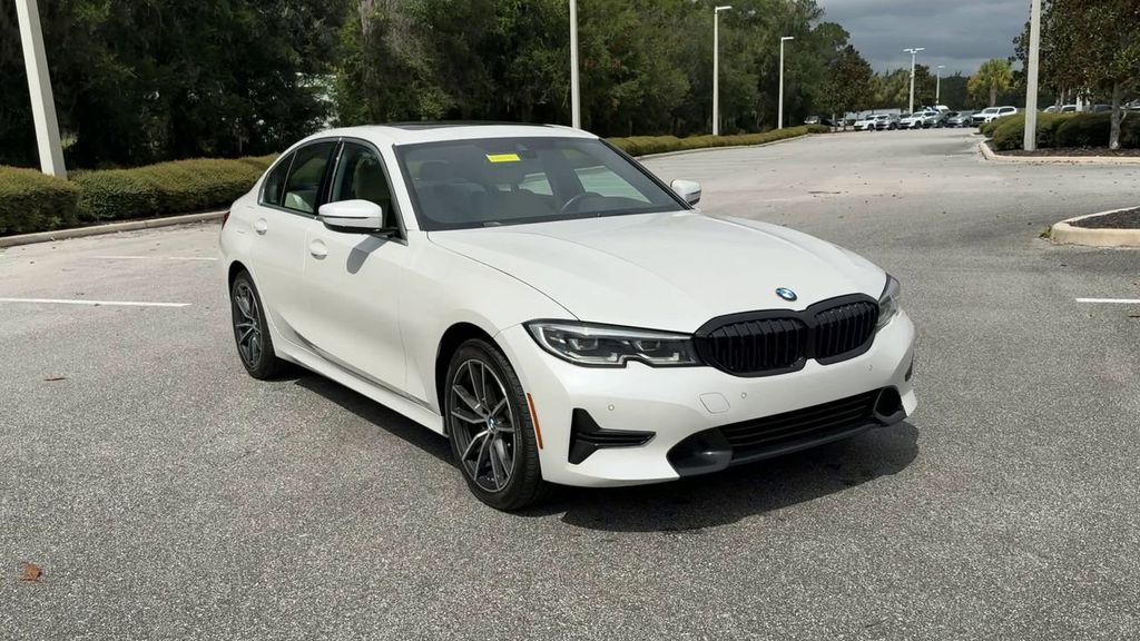 2021 Bmw 330i xDrive photo 2