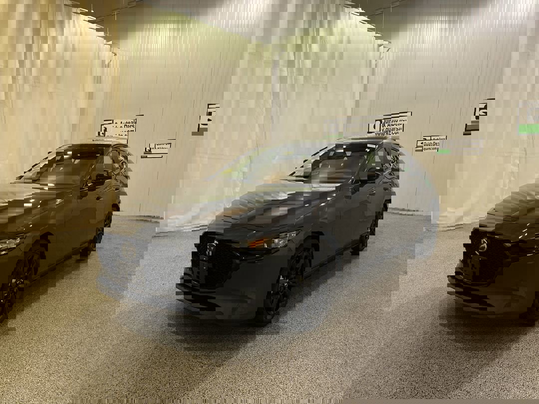 2026 Mazda Mazda3 Hatchback 2.5 s Carbon photo 4