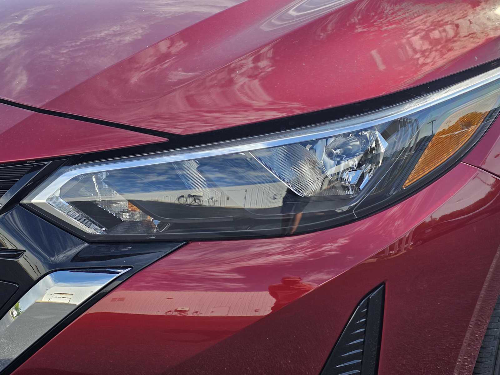 2025 Nissan Sentra SV photo 4