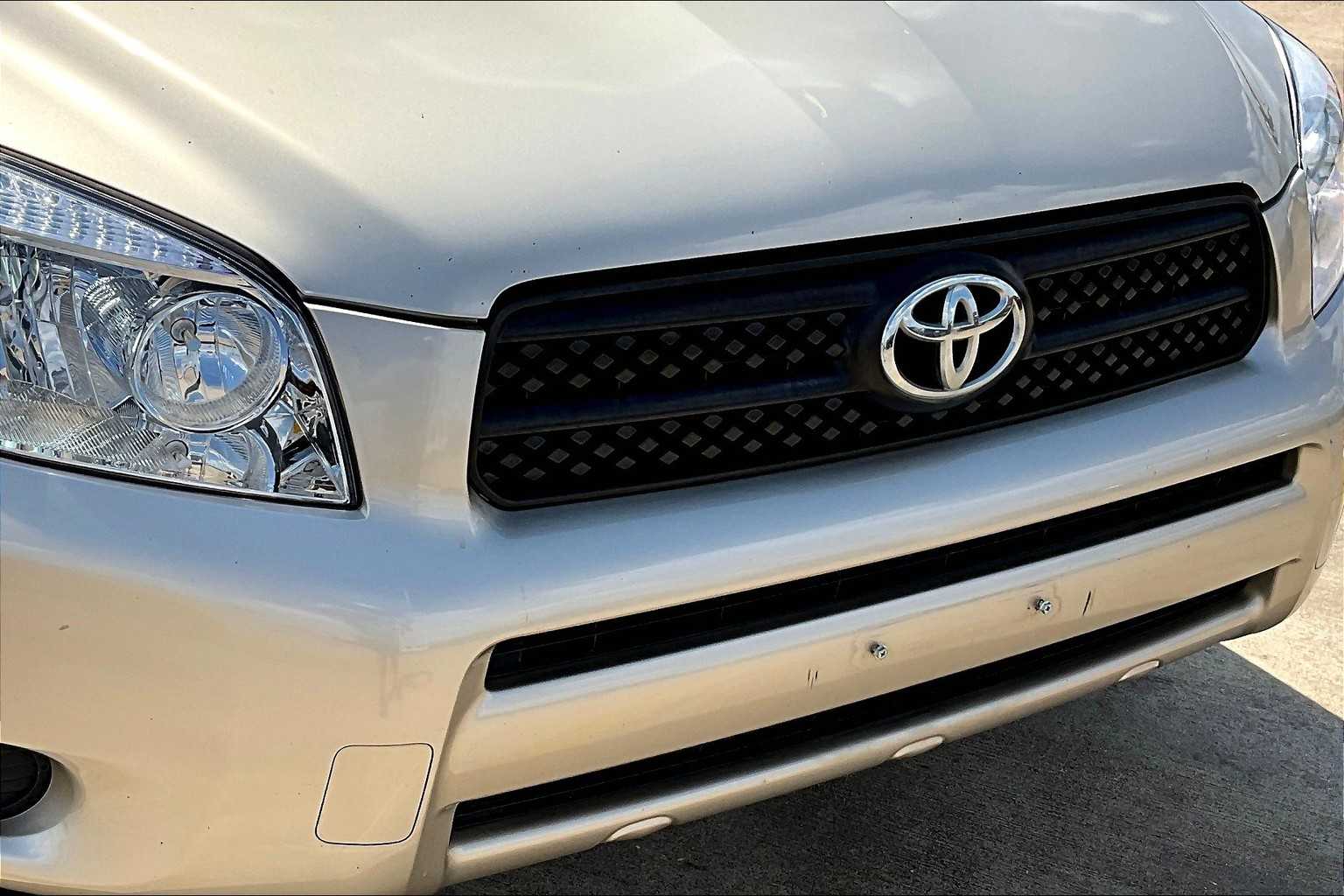 2008 Toyota RAV4 Sport photo 26