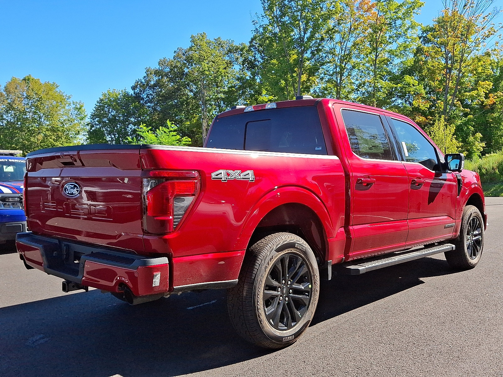 2025 Ford F-150 XLT photo 4