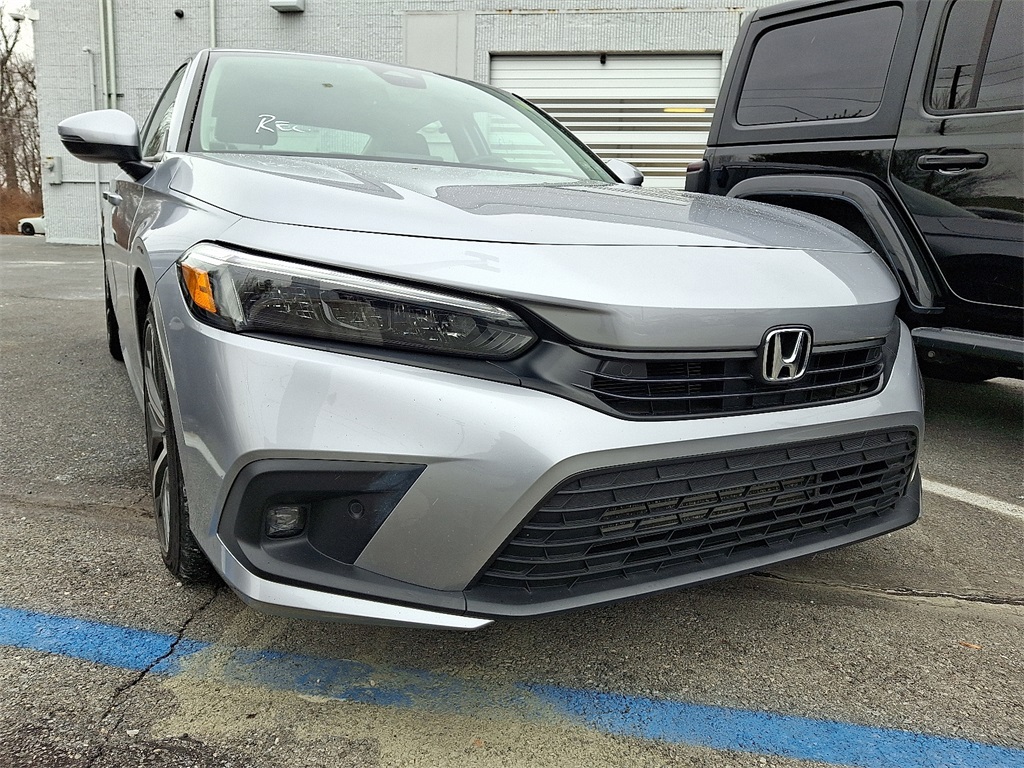 2024 Honda Civic Touring's photo