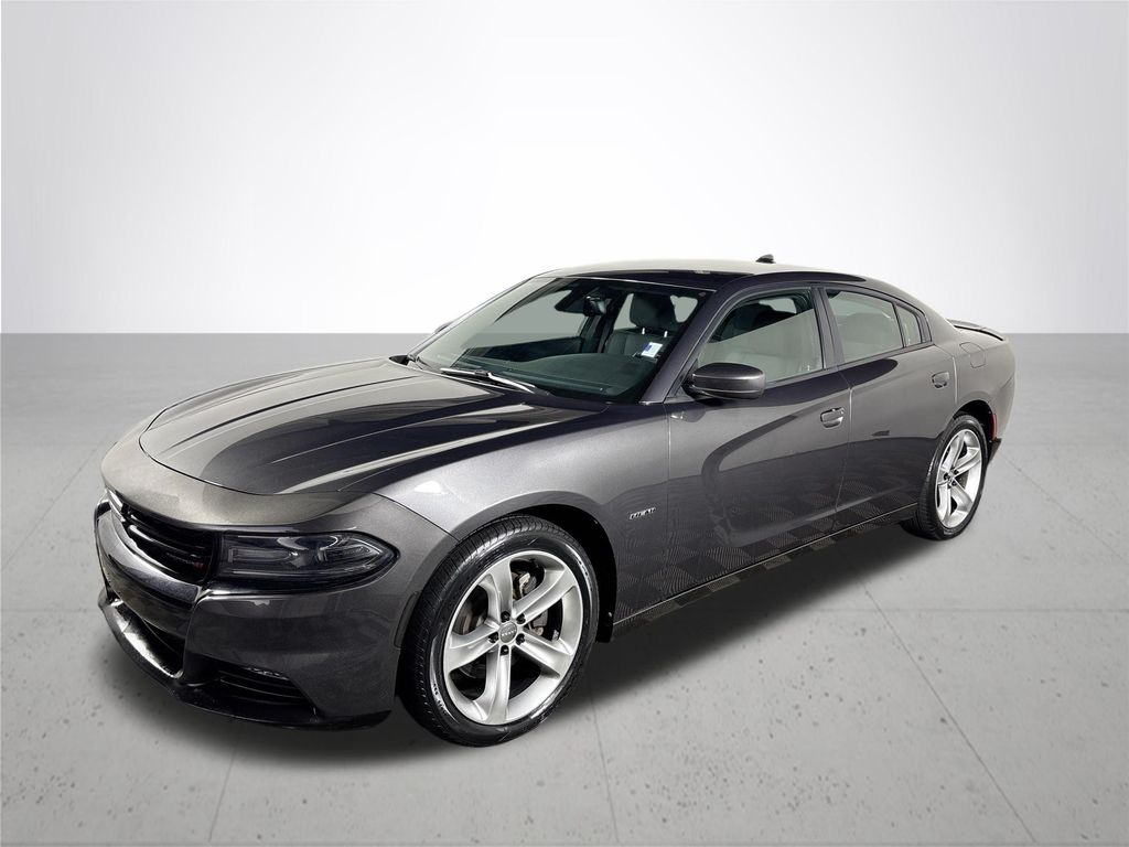 2016 Dodge Charger R/T photo 2