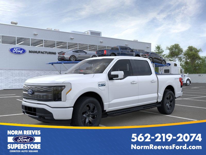 2025 Ford F-150 Lightning Lariat