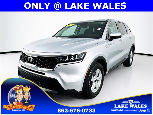 2021 Kia Sorento LX photo 3