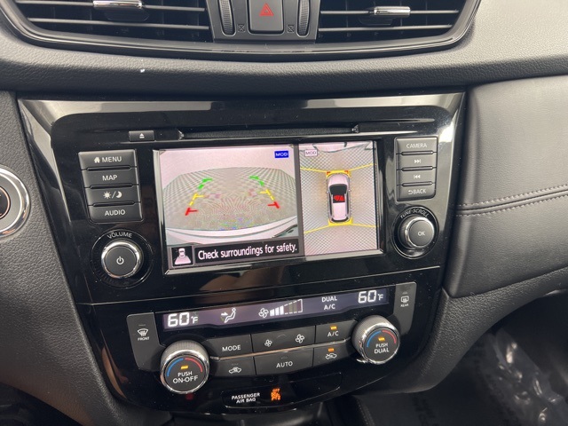 2019 Nissan Rogue SL photo 18