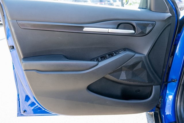 2023 Kia Seltos LX photo 13