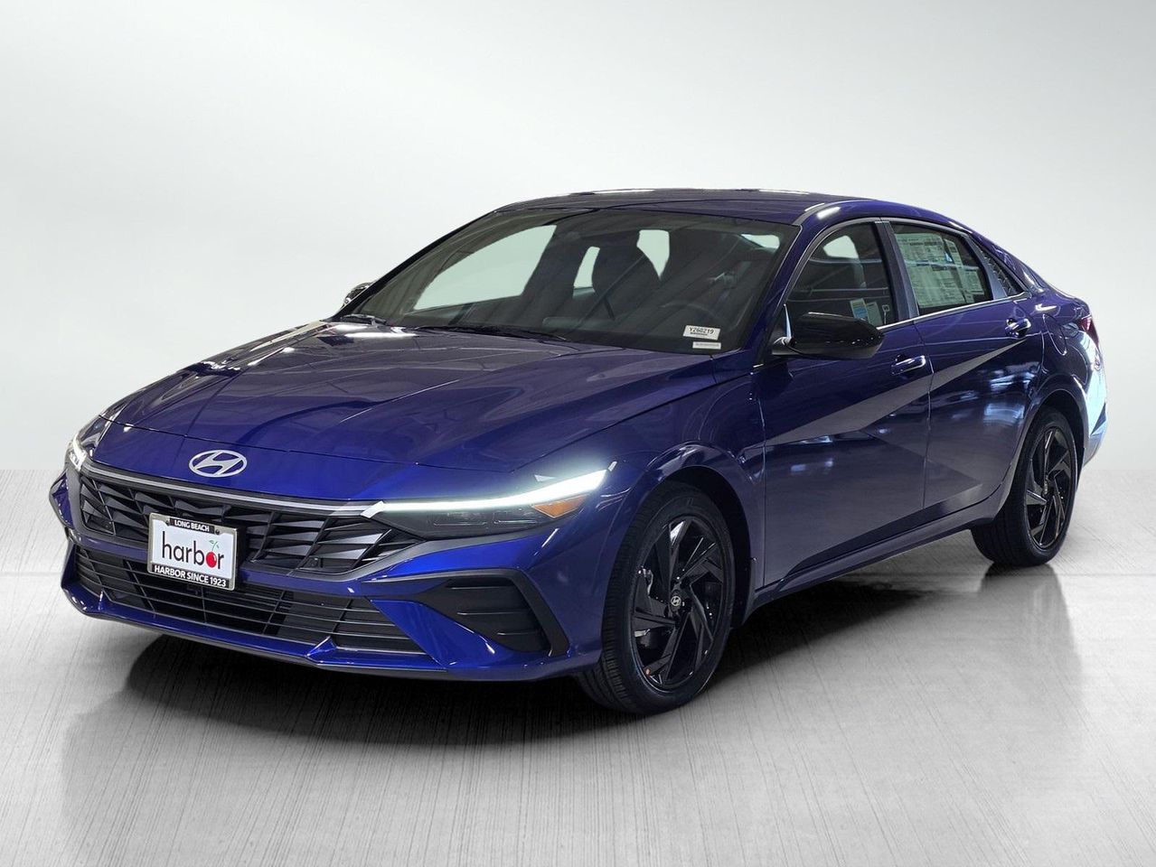 2026 Hyundai Elantra SEL Sport photo 3