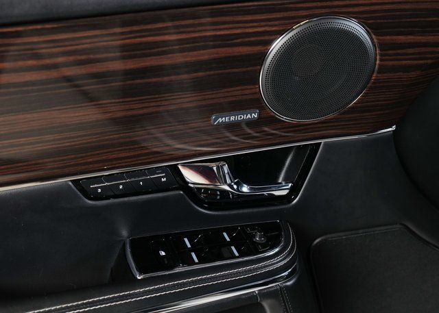 2013 Jaguar XJ XJL Portfolio photo 25