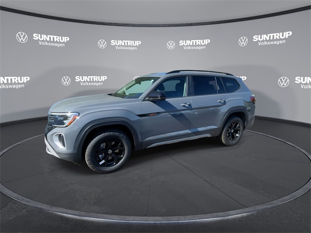 2025 Volkswagen Atlas Peak Edition SE photo 8
