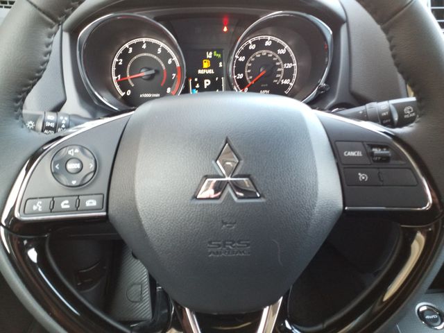 2025 Mitsubishi Outlander Sport SE photo 15