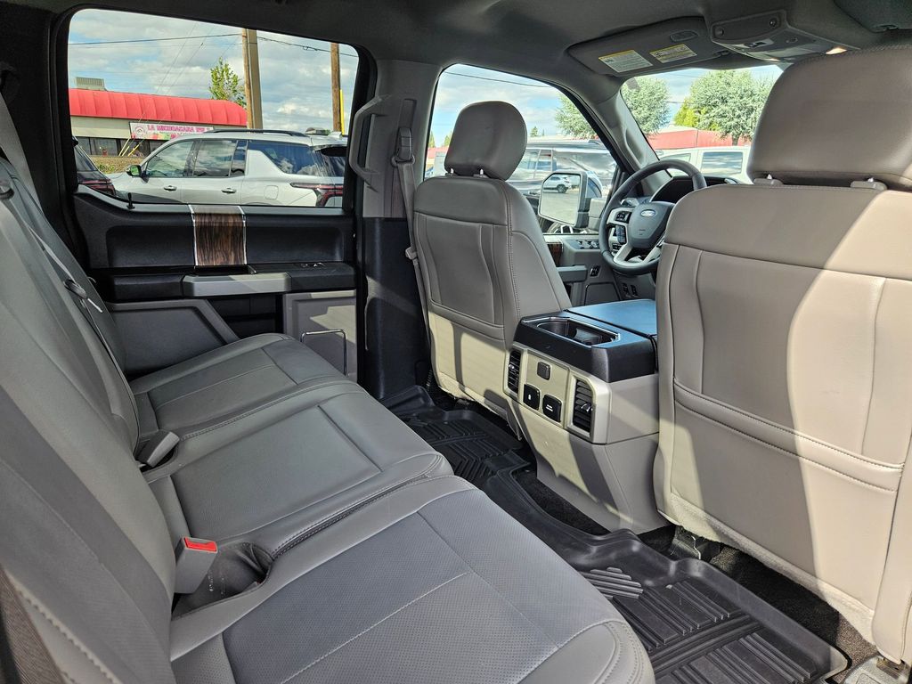 2018 Ford F-150 Lariat photo 30
