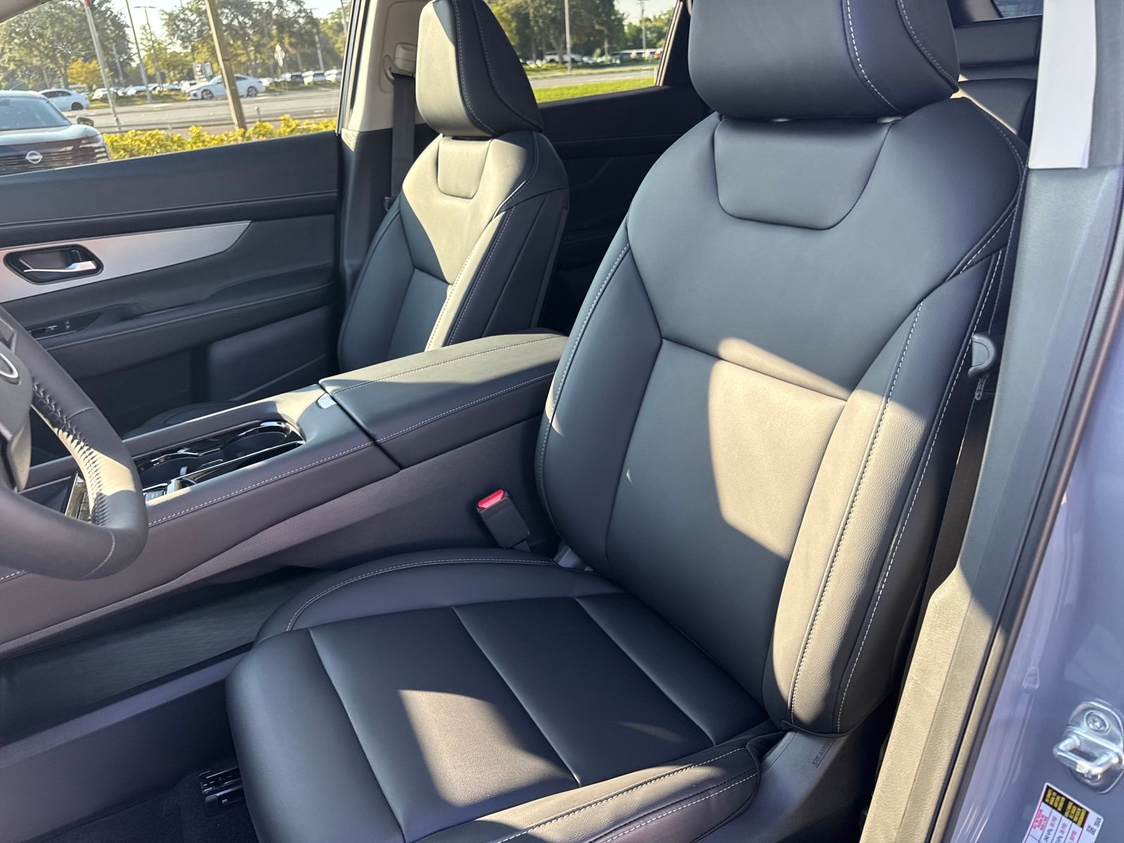2025 Nissan Murano SL photo 27