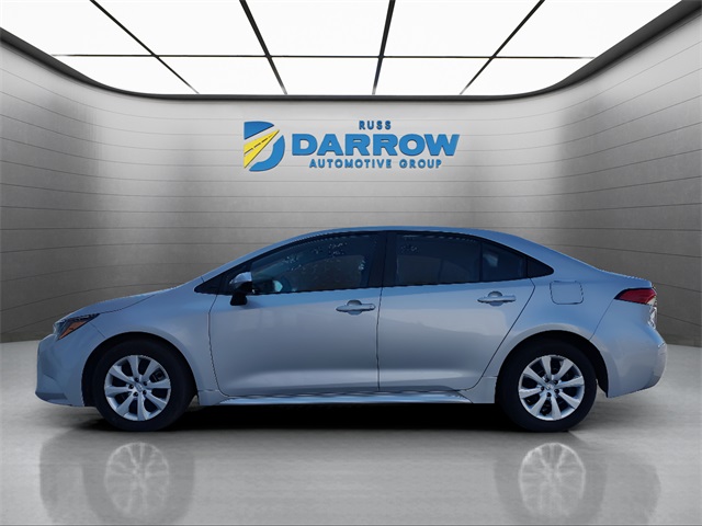 2024 Toyota Corolla LE photo 2