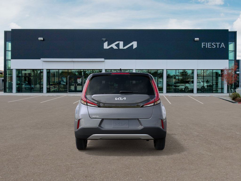 2025 Kia Soul S photo 2