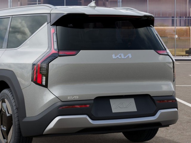 New 2026 Ivory Silver Kia Land image 13