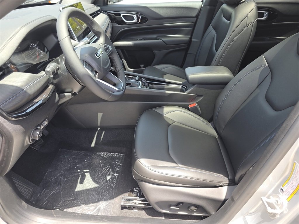 2025 Jeep Compass Limited photo 12