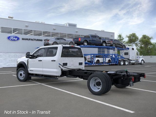 2026 Ford F-550 photo 3