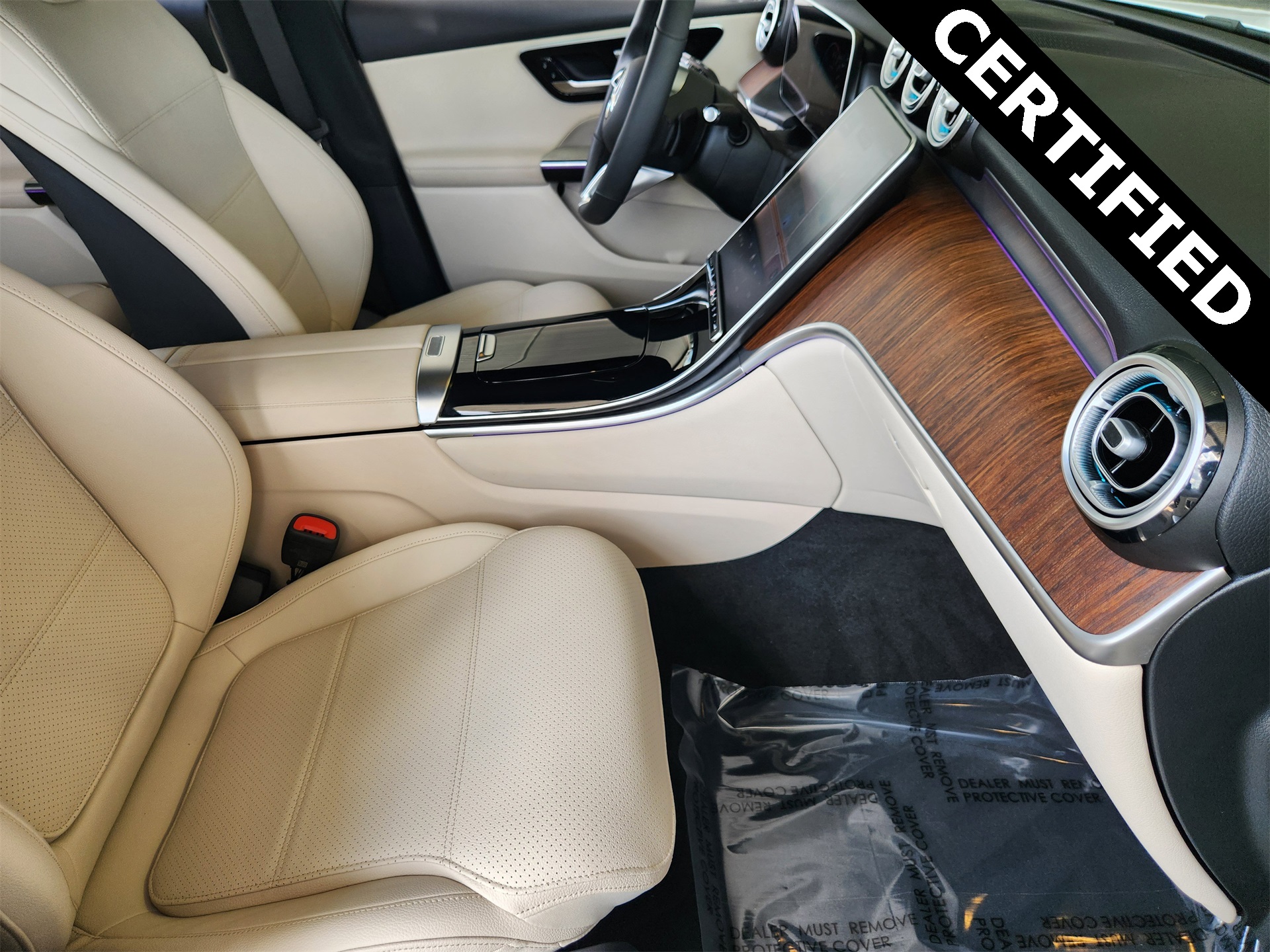 2025 Mercedes Benz GLC 350e 4MATIC photo 2