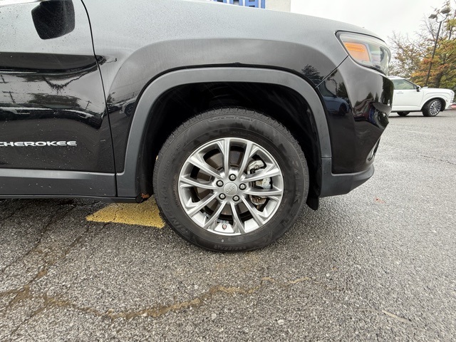 2021 Jeep Cherokee Latitude photo 9