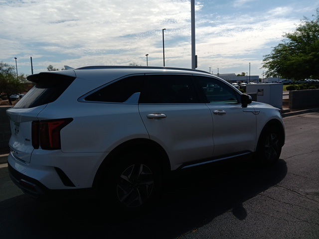 2022 Kia Sorento Hybrid S photo 5