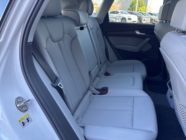 2025 Audi Q5 45 S line Premium Plus photo 15